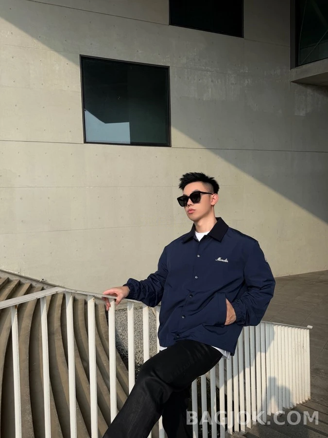 몽클레어 몽클레어 로고 자수 자켓 상세 이미지
