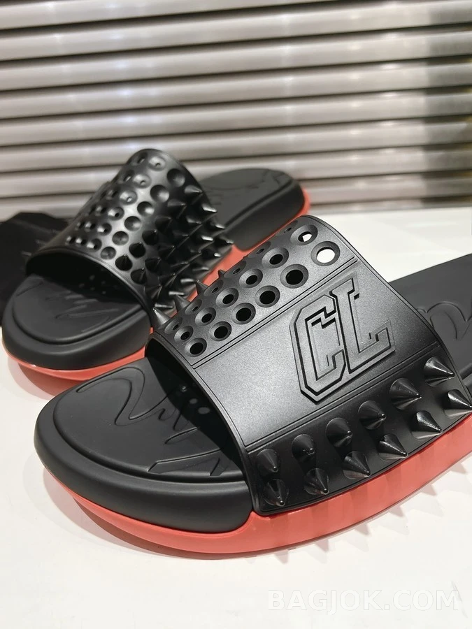  크리스찬루부탱 CL 바시티 스터드 슬라이드 상세 이미지