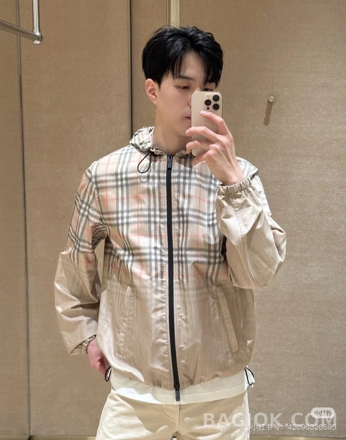 버버리 버버리 그라데이션 체크 후드 집업 상세 이미지
