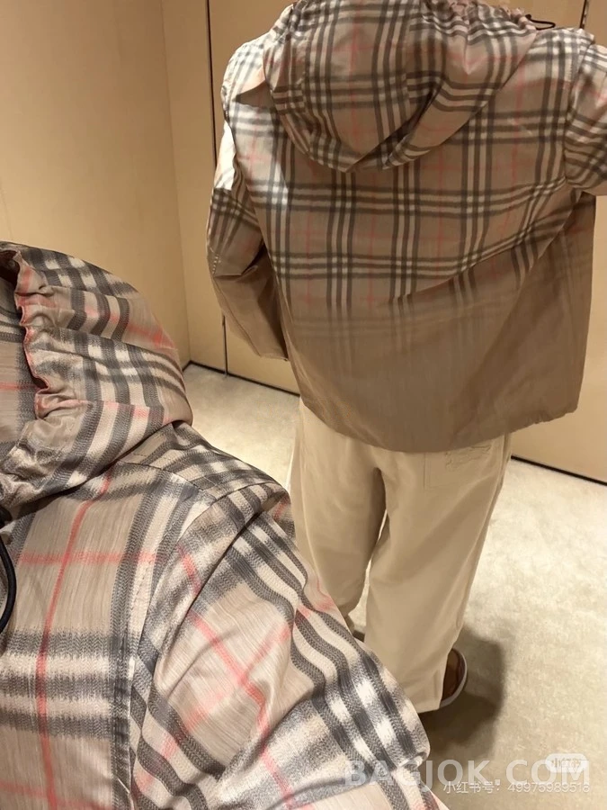 버버리 버버리 그라데이션 체크 후드 집업 상세 이미지