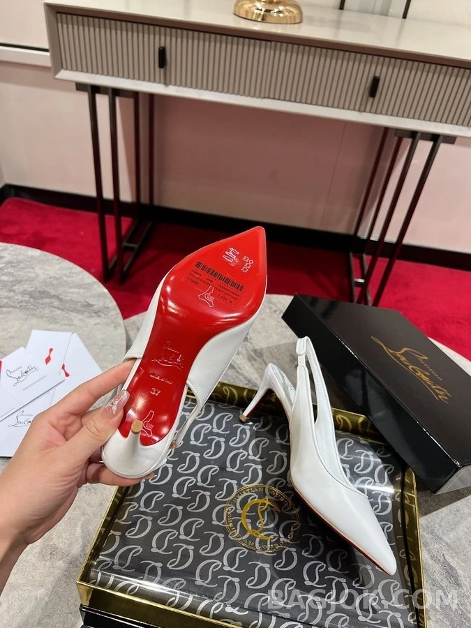  크리스찬루부탱 레더 슬링백 힐 상세 이미지