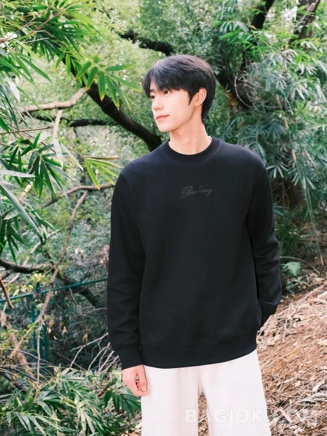 버버리 버버리 체인 스티치 자수 맨투맨 상세 이미지
