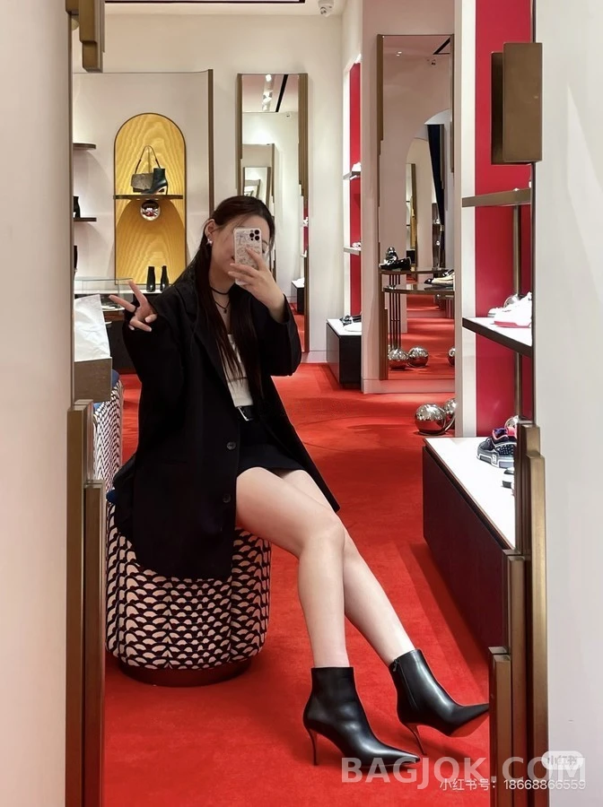  크리스찬루부탱 미스 Z 앵클 부츠 상세 이미지