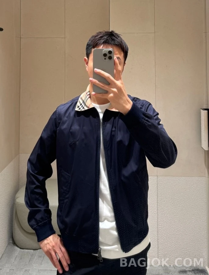 버버리 버버리 체크 카라 자켓 상세 이미지