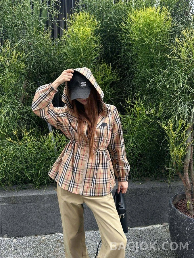 버버리 버버리 체크 후드 드로스트링 자켓 상세 이미지