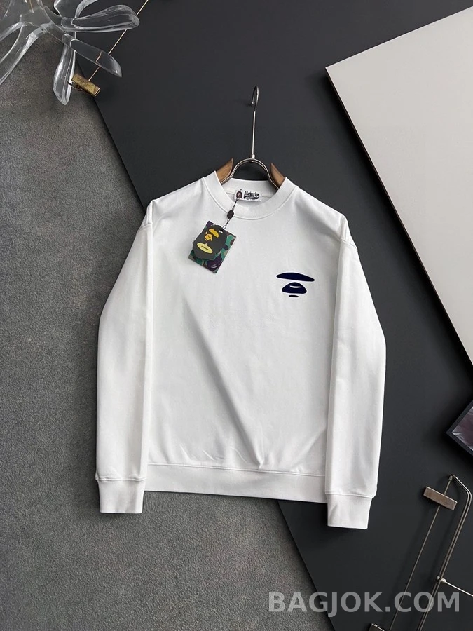  베이프 AAPE 유니버스 로고 맨투맨 상세 이미지