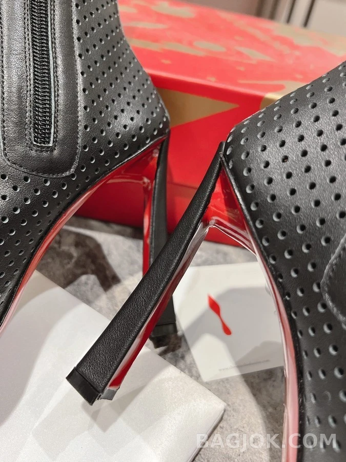  크리스찬루부탱 펀칭 레이스업 오픈토 앵클 부츠 상세 이미지
