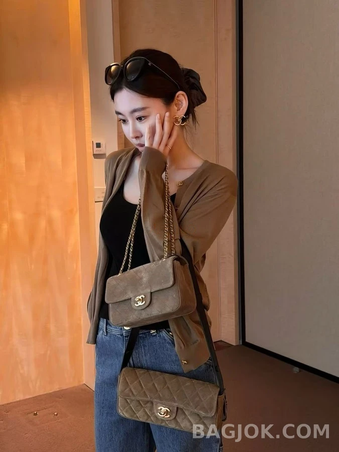 샤넬 샤넬 버튼 라운드넥 가디건 상세 이미지