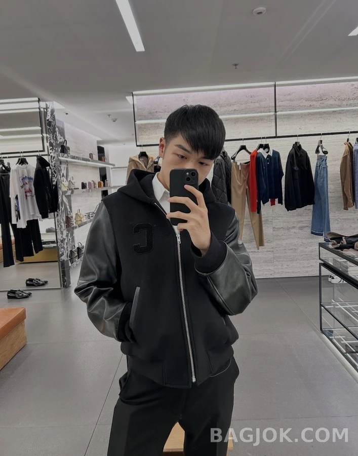 셀린느 셀린느 C 레터링 레더 후드 집업 상세 이미지