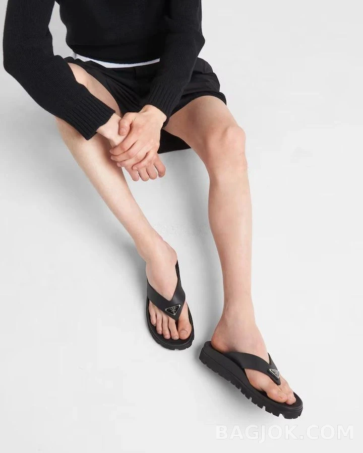 프라다 프라다 러버 끈 샌들 상세 이미지