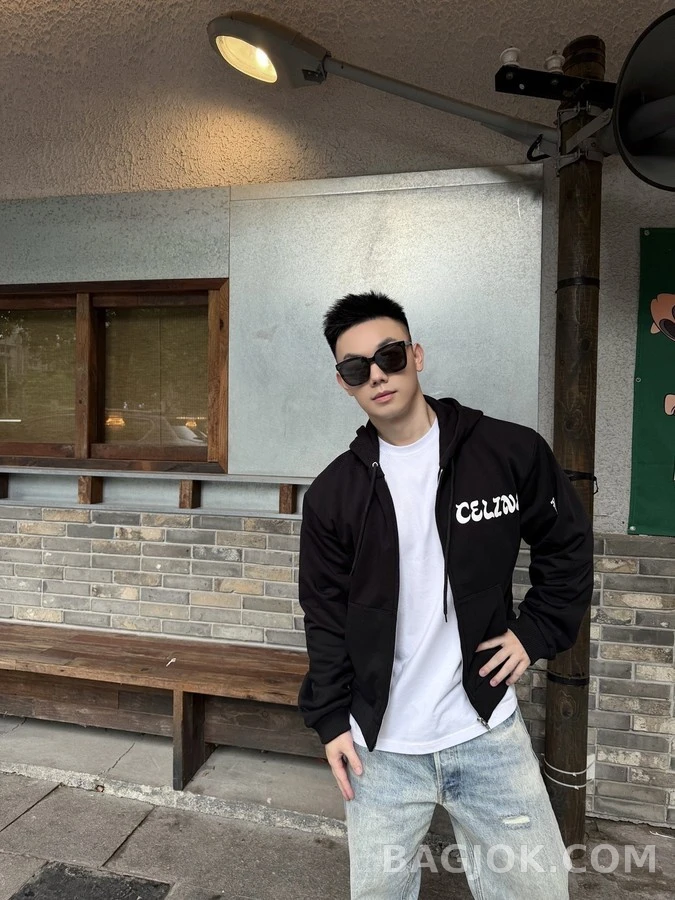 셀린느 셀린느 레터링 집업 후드 상세 이미지