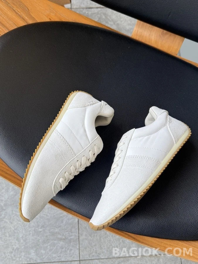  로로피아나 Fast Walk 데크니 스니커즈 상세 이미지