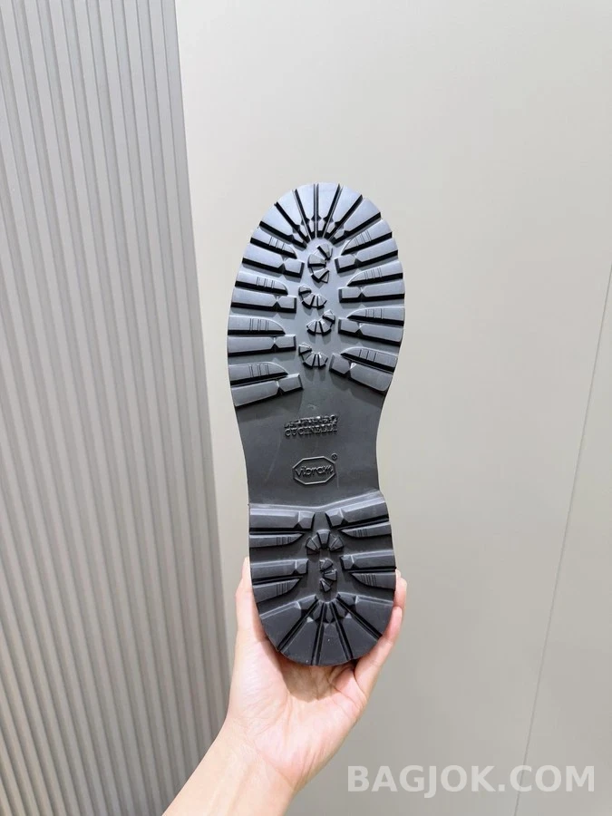  브루넬로 쿠치넬리 스웨이드 등산 부츠 상세 이미지