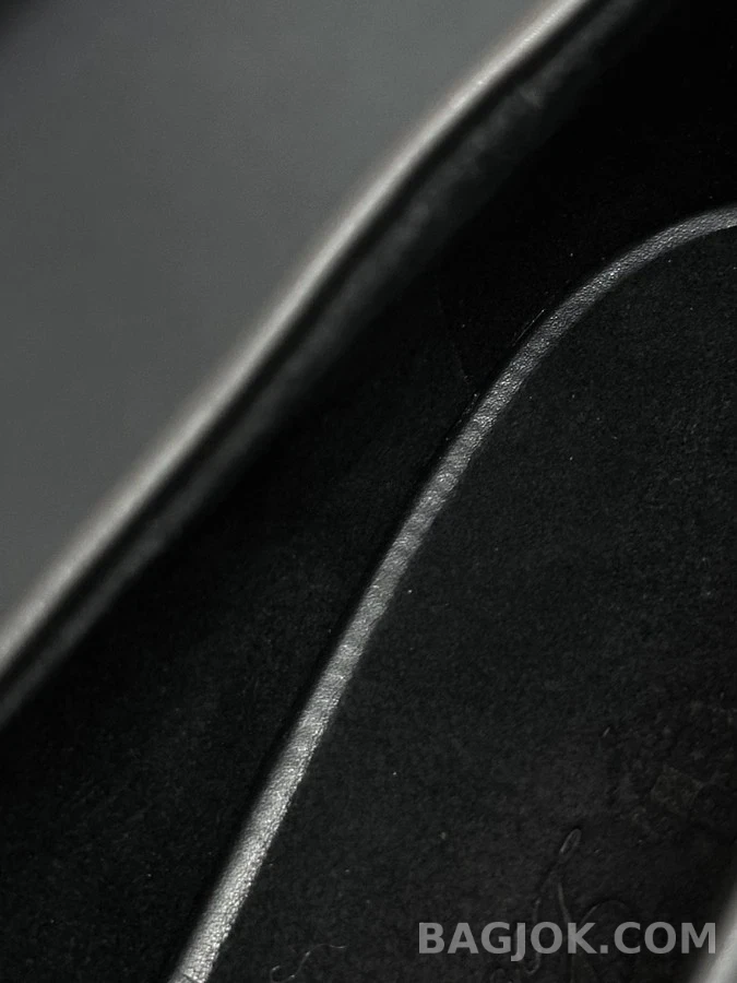  로로피아나 레더 포인티드토 플랫 상세 이미지