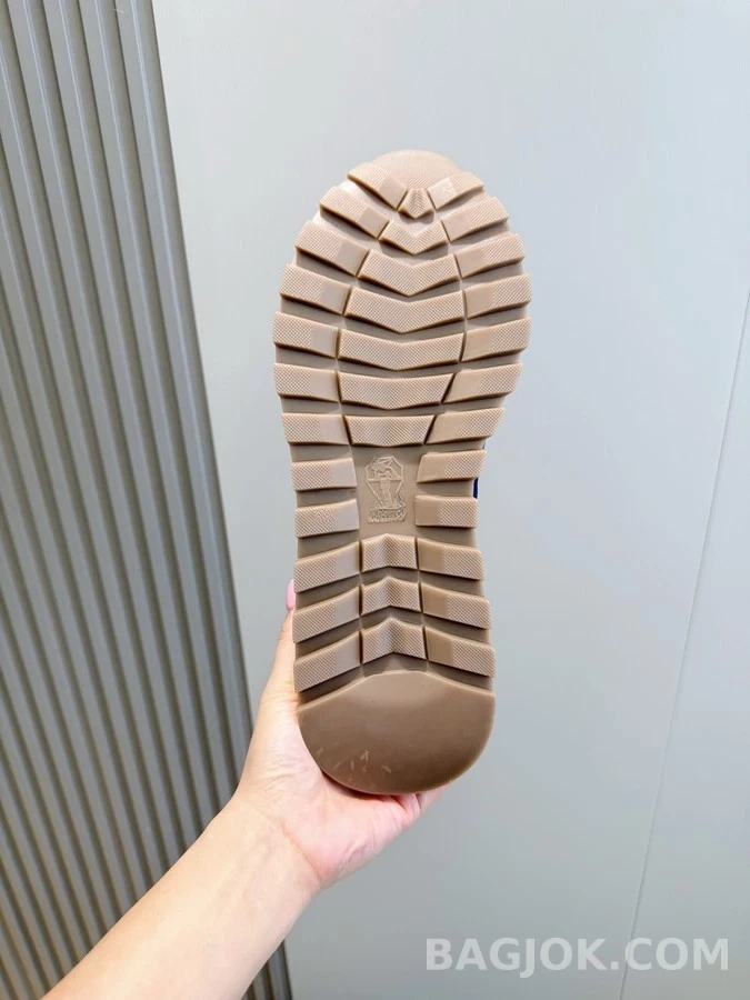  브루넬로 쿠치넬리 러닝 스니커즈 상세 이미지