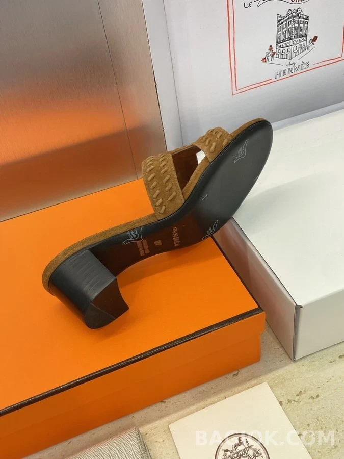 에르메스 에르메스 오란 H 로고 스웨이드 샌들 상세 이미지