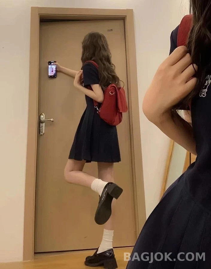 미우미우 미우미우 페이턴트 펌프스 로퍼 상세 이미지