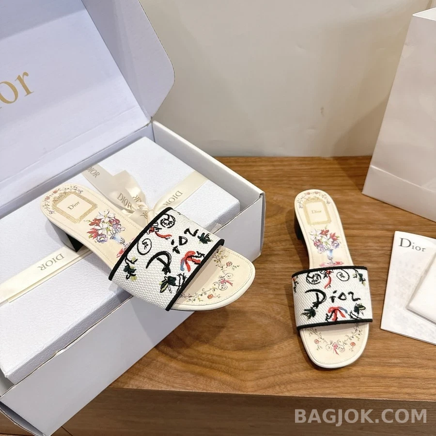 디올 디올 자수 블록힐 샌들 상세 이미지