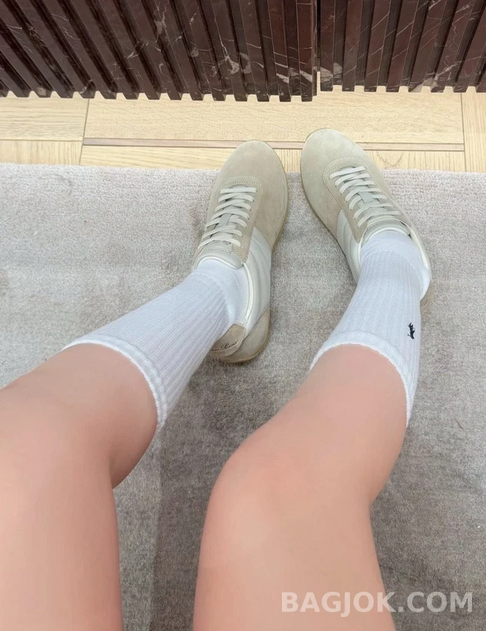  로로피아나 Fast Walk 스니커즈 상세 이미지