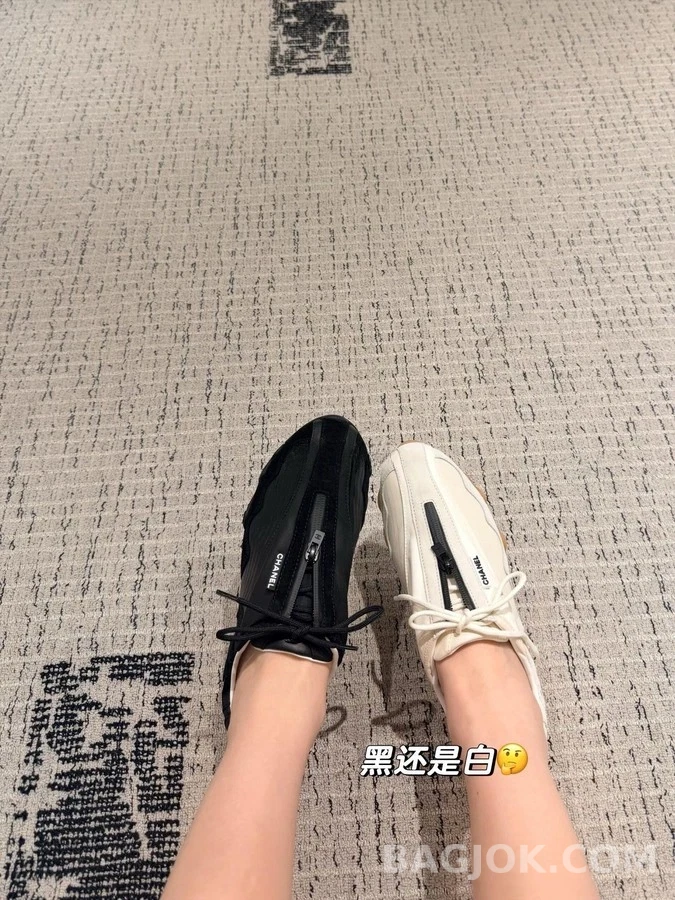 샤넬 샤넬 로고 지퍼 스니커즈 블랙 상세 이미지