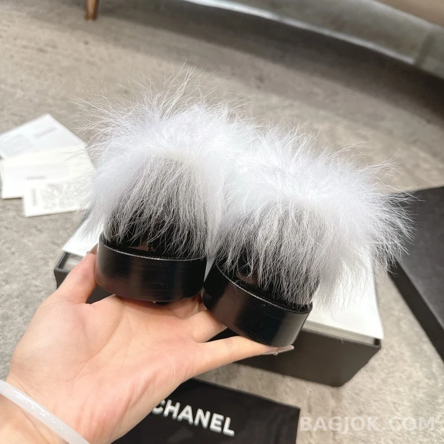 샤넬 샤넬 퍼 장식 로퍼 상세 이미지