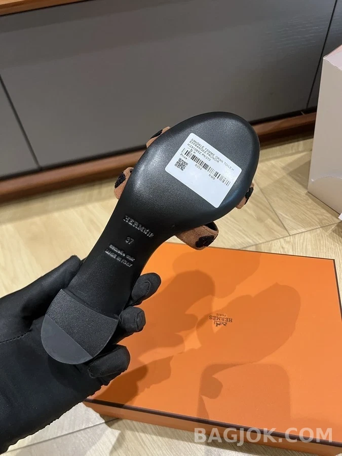 에르메스 에르메스 레오파드 H 로고 블록힐 샌들 상세 이미지