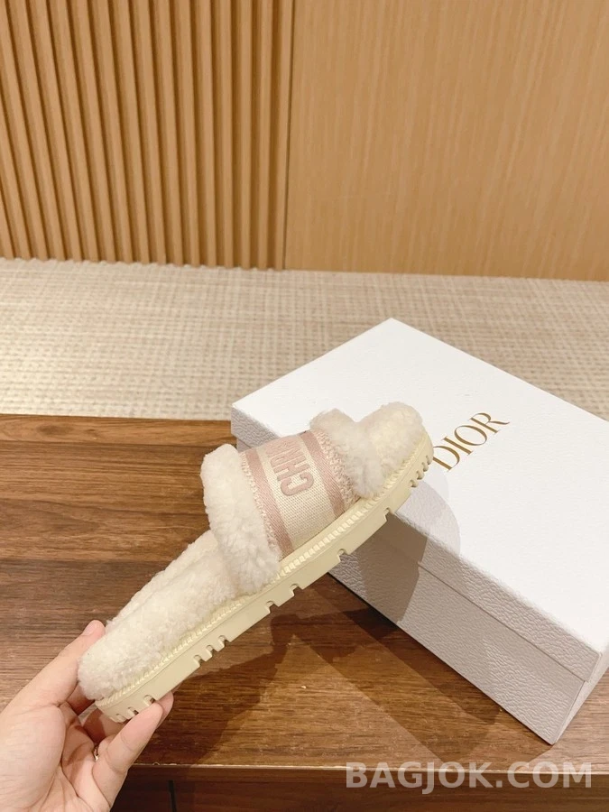 디올 디올 자수 스트라이프 로고 울 슬리퍼 상세 이미지