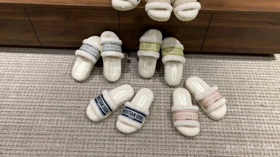 디올 디올 자수 스트라이프 로고 울 슬리퍼 상세 이미지