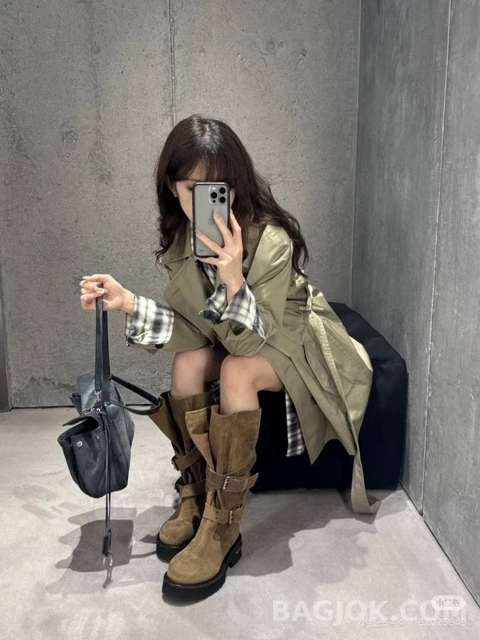 발렌시아가 발렌시아가 베놈 버클 디스트로이드 부츠 상세 이미지