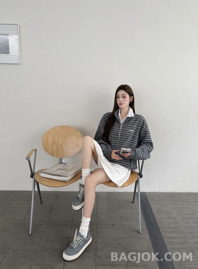 미우미우 미우미우 스트라이프 집업 자켓 상세 이미지