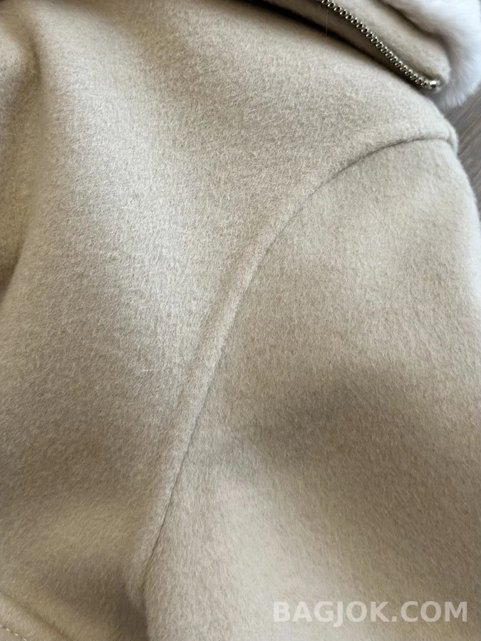  로로피아나 폭스 퍼 카라 캐시미어 자켓 상세 이미지