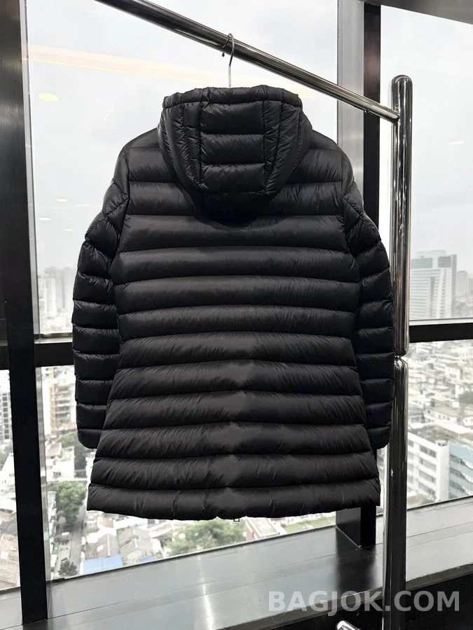 몽클레어 몽클레어 Jasmin 후드 다운 패딩 상세 이미지