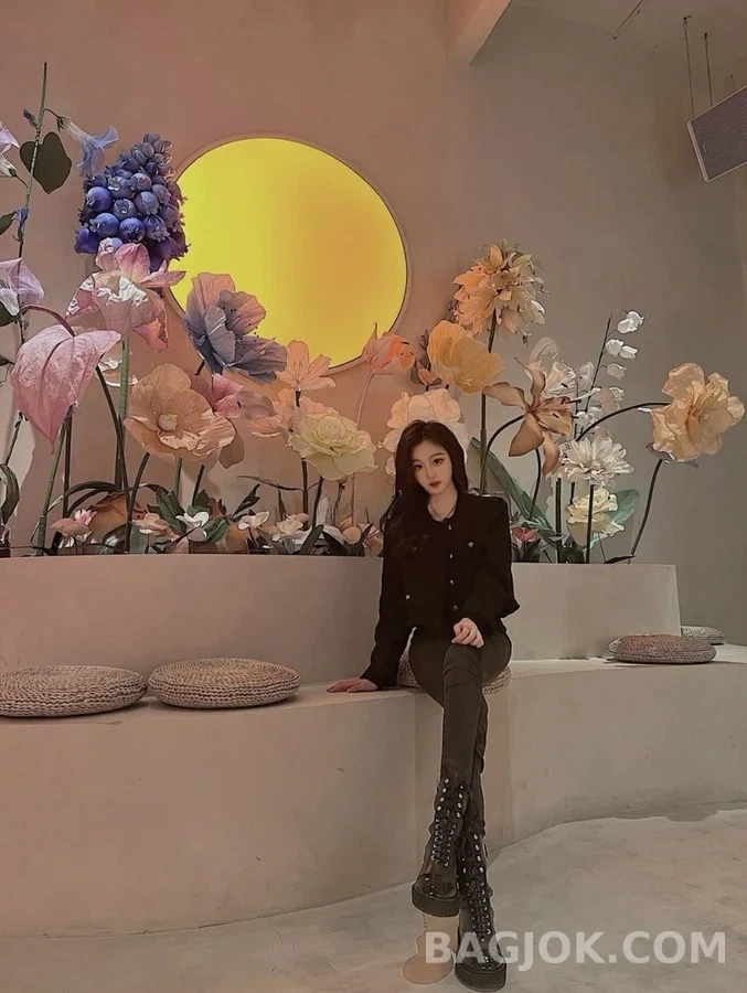 샤넬 샤넬 로고 코팅 캡토 레이스업 부츠 상세 이미지