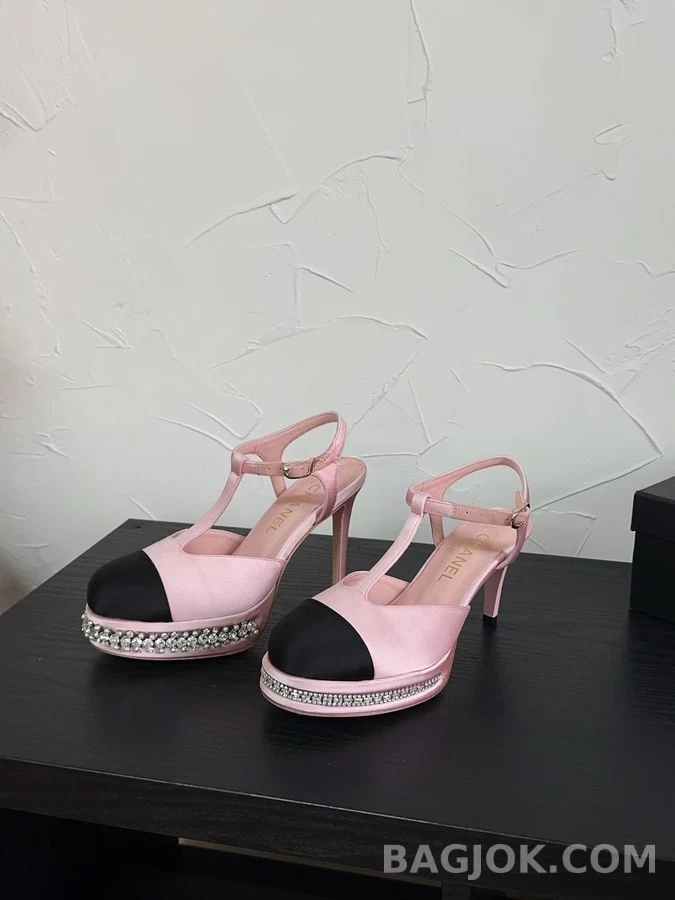 샤넬 샤넬 T스트랩 캡토 크리스탈 힐 상세 이미지