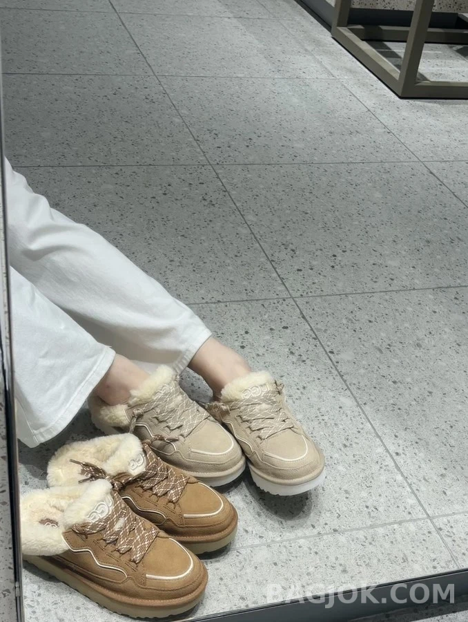  어그 퍼 트리밍 레이스업 뮬 상세 이미지