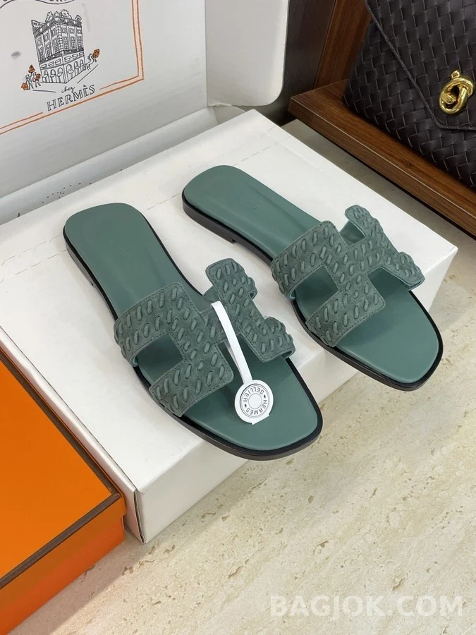 에르메스 에르메스 오란 스웨이드 플랫 샌들 상세 이미지