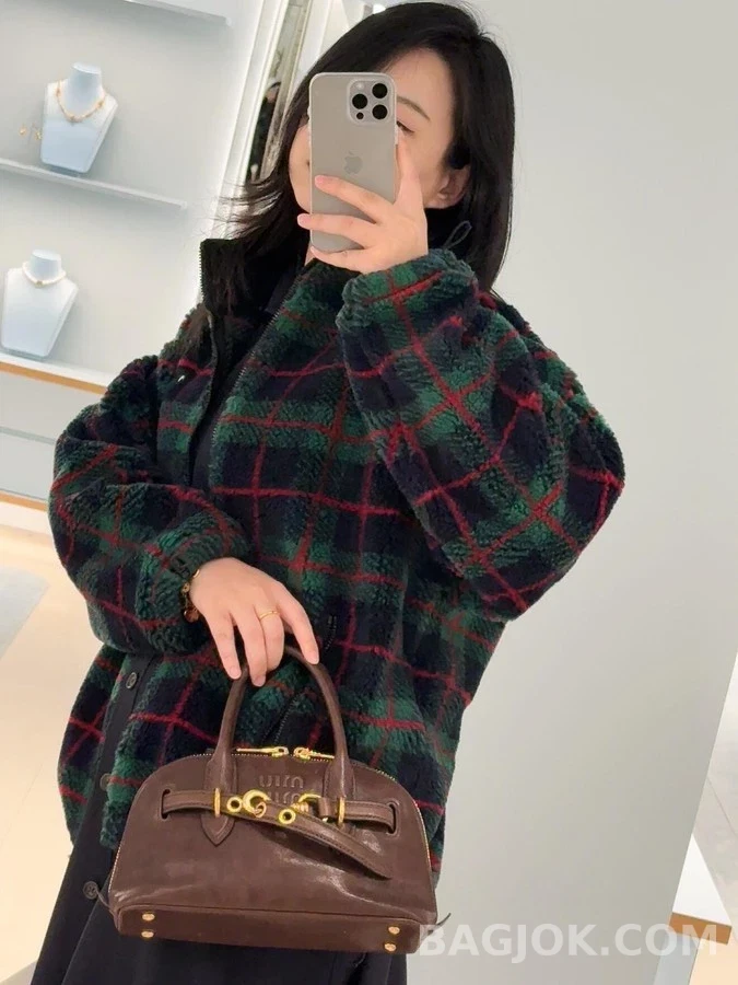 미우미우 미우미우 체크 테디 플리스 자켓 상세 이미지