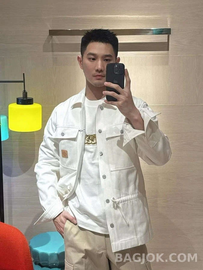 루이비통 루이비통 백 레터링 드로스트링 자켓 상세 이미지