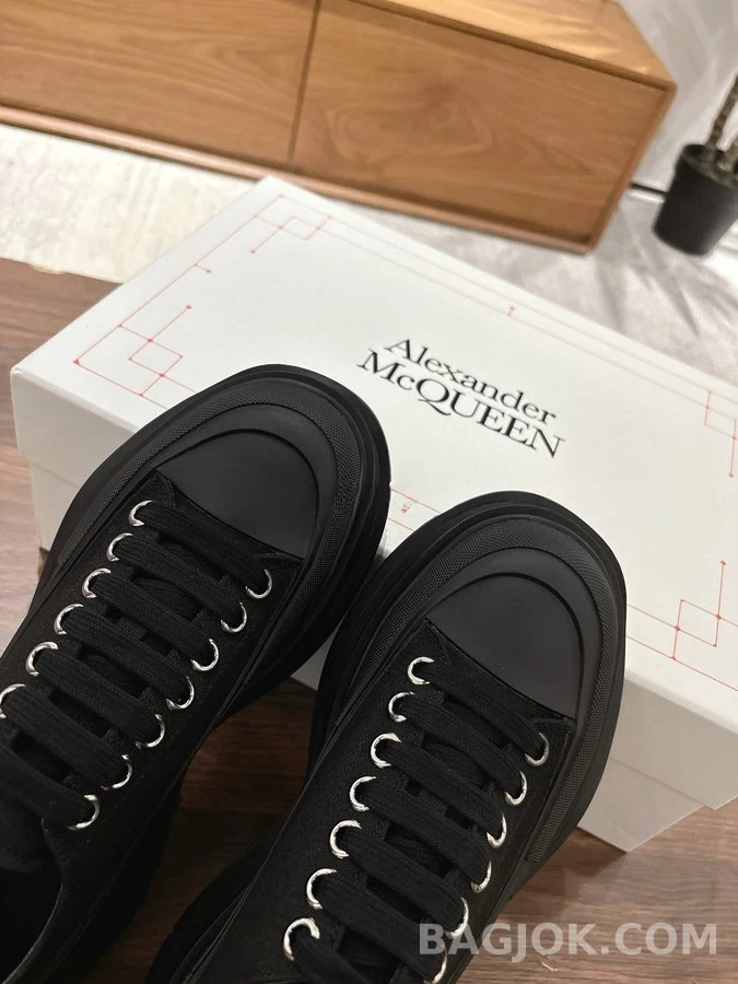  알렉산더 맥퀸 두께 굽 로고 스니커즈 상세 이미지