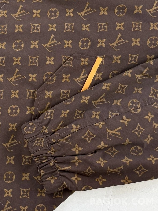 루이비통 루이비통 모노그램 후드 집업 상세 이미지