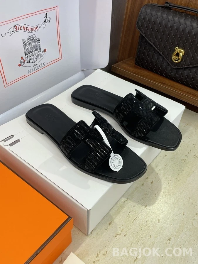 에르메스 에르메스 오란 H 로고 라인스톤 슬리퍼 상세 이미지