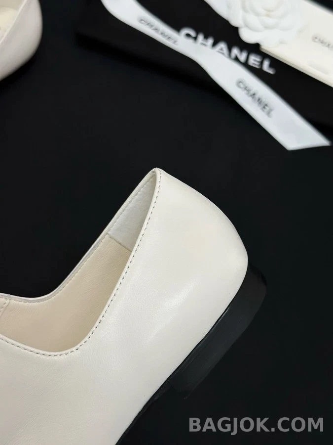 샤넬 샤넬 투톤 로고 메리제인 플랫 상세 이미지