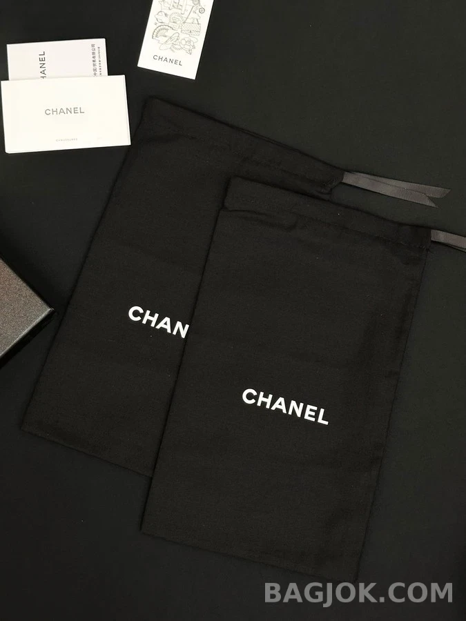 샤넬 샤넬 로고 배색 스퀘어토 플랫 상세 이미지