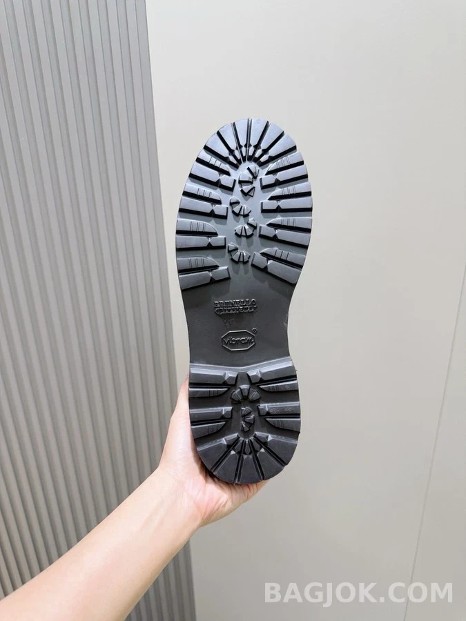  브루넬로 쿠치넬리 스웨이드 등산 부츠 상세 이미지