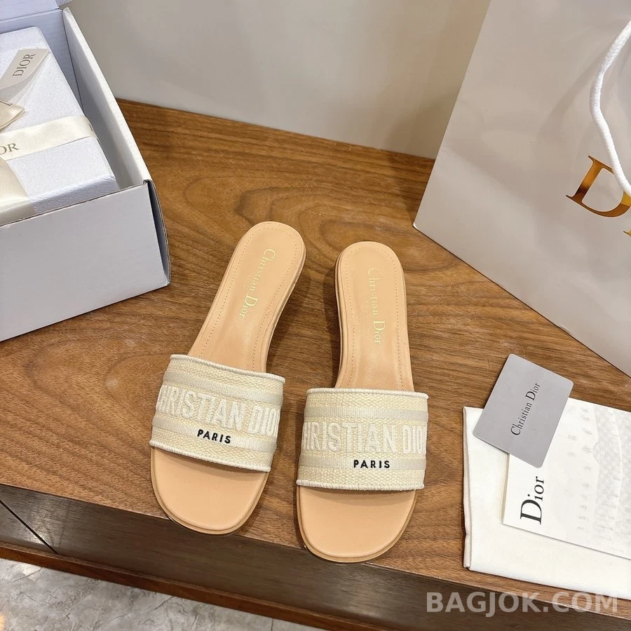 디올 디올 Dway 로고 뮬 샌들 상세 이미지