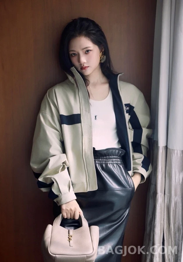 생로랑 세인트로랑 자수 배색 자켓 상세 이미지