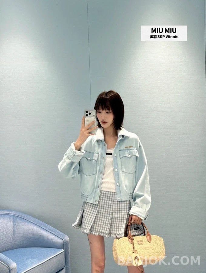 미우미우 미우미우 탈착식 레이스 칼라 데님 자켓 상세 이미지