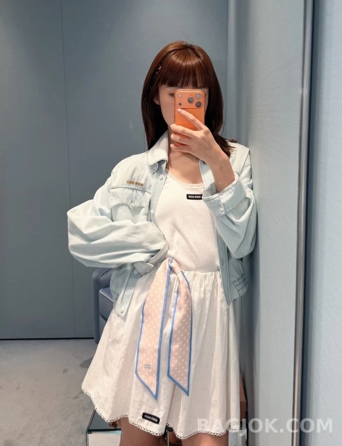 미우미우 미우미우 탈착식 레이스 칼라 데님 자켓 상세 이미지