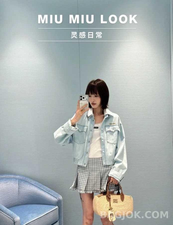 미우미우 미우미우 탈착식 레이스 칼라 데님 자켓 상세 이미지