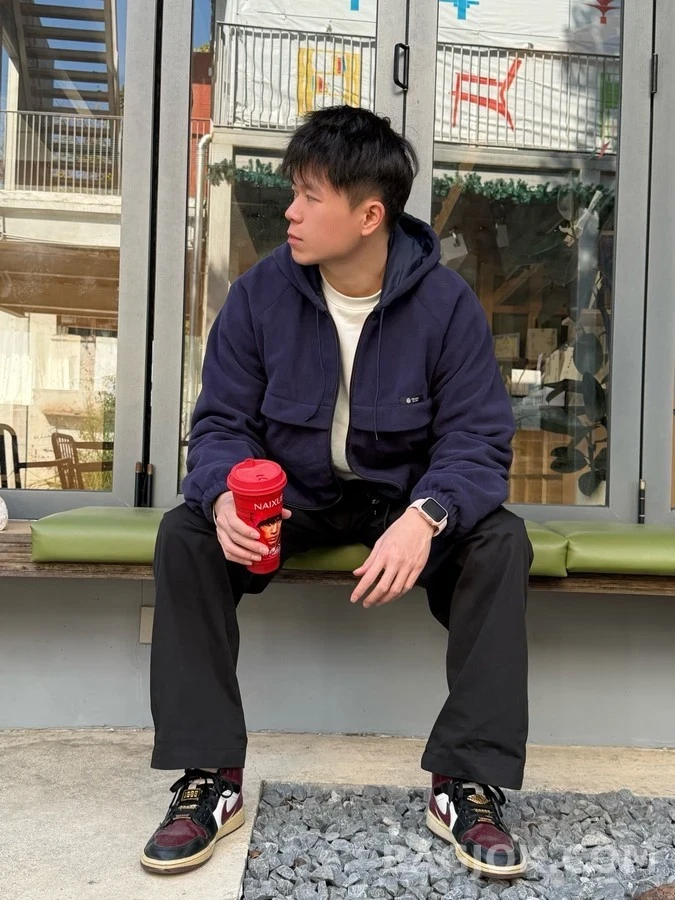 프라다 프라다 드로스트링 후드 집업 재킷 상세 이미지